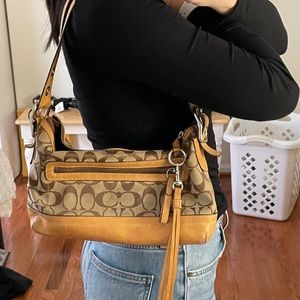 Coach shoulder bag